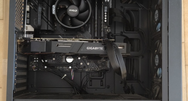 Gaming PC AMD Ryzen 5 5600G , GTX 1070-8GB, SSD-500GB NVME ,32GB DDR4 3200Hz, PSU-700W ,Windows 10 PRO